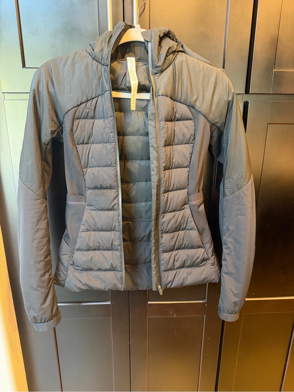 Lululemon Women's Quilted Hooded Jacket - Black